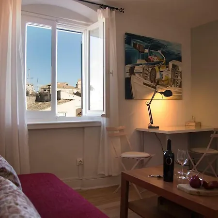Petit Kompitsi Apartmán Corfu (city)